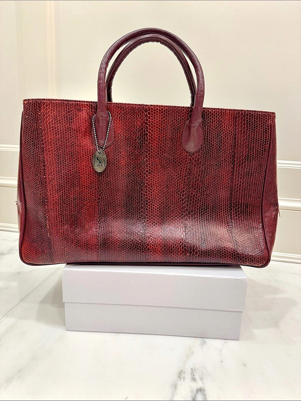 JRA Lizard Tote in Burgundy & Brown